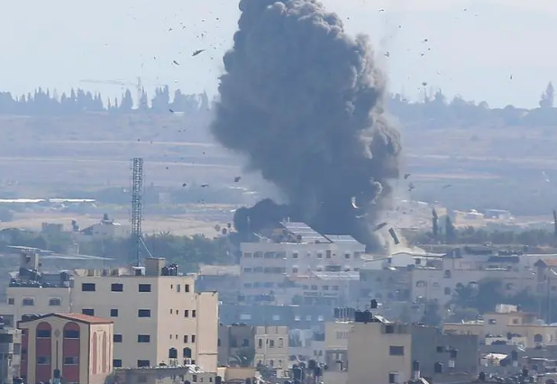 以色列空袭了加沙地区一所医院