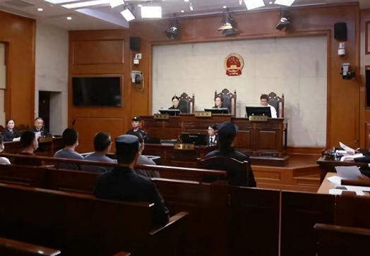 5人在境外涉诈人员回国自首！